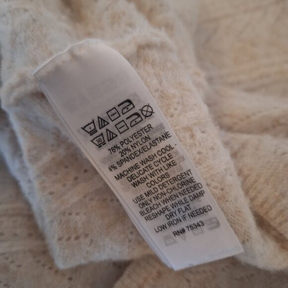 Jessica Simpson, Knit mockneck sleeveless, size S, Cream - Picture 6 of 6